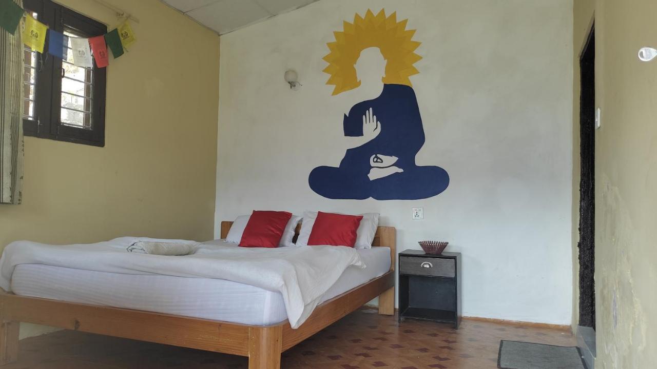 Peace Guesthouse Cottage Pokhara Eksteriør billede